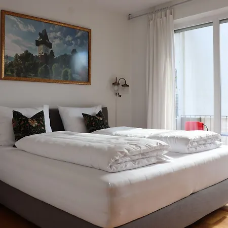 Szálloda Lend-platzl 4*