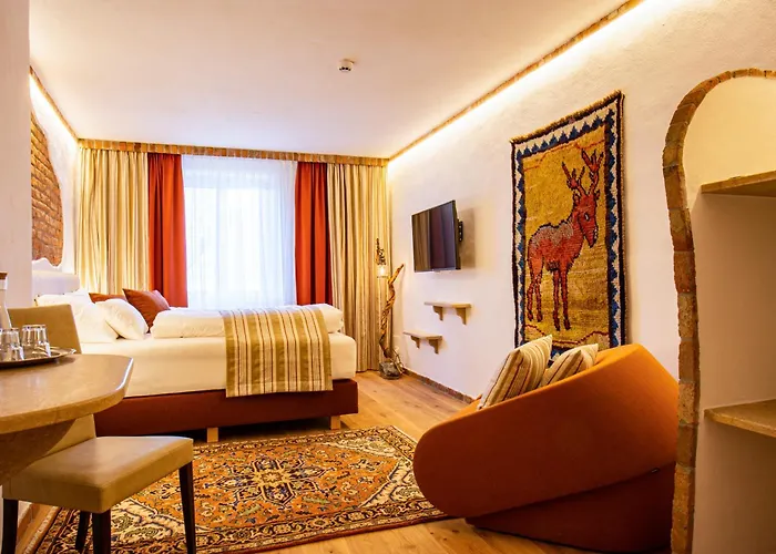 Hotel Lend-platzl 4*