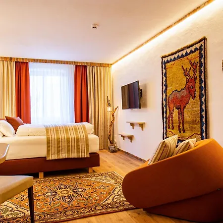 Ξενοδοχείο Lend-platzl 4*