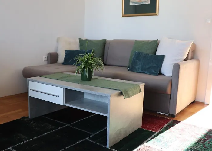 Ξενοδοχείο Lend-platzl 4*